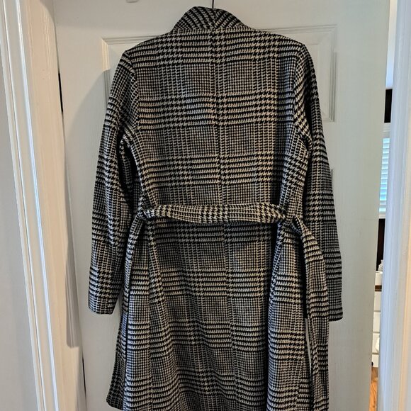 Houndstooth grey and black wrap coat knee length - sz: XS: - Picture 3 of 5